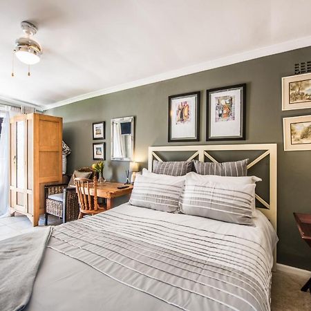 Greenlawns B&B ケープタウン エクステリア 写真